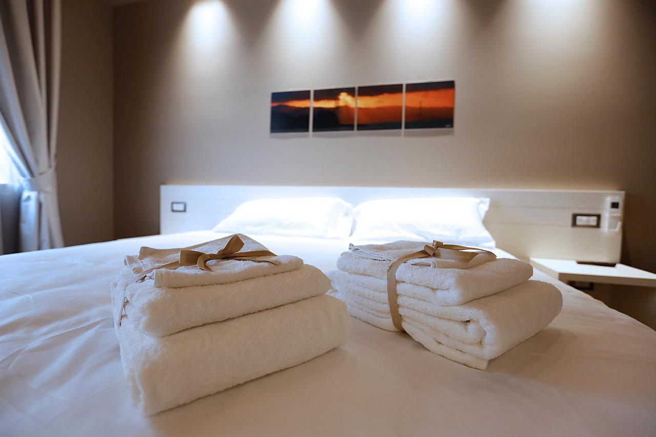 Il Casato Deluxe Rooms Scilla Exteriör bild