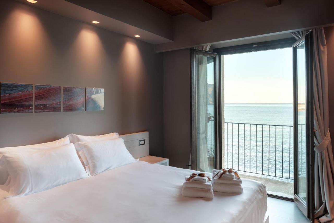 Il Casato Deluxe Rooms Scilla Exteriör bild
